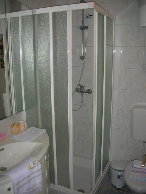 Apartments Peace&Love Baška Habitación foto